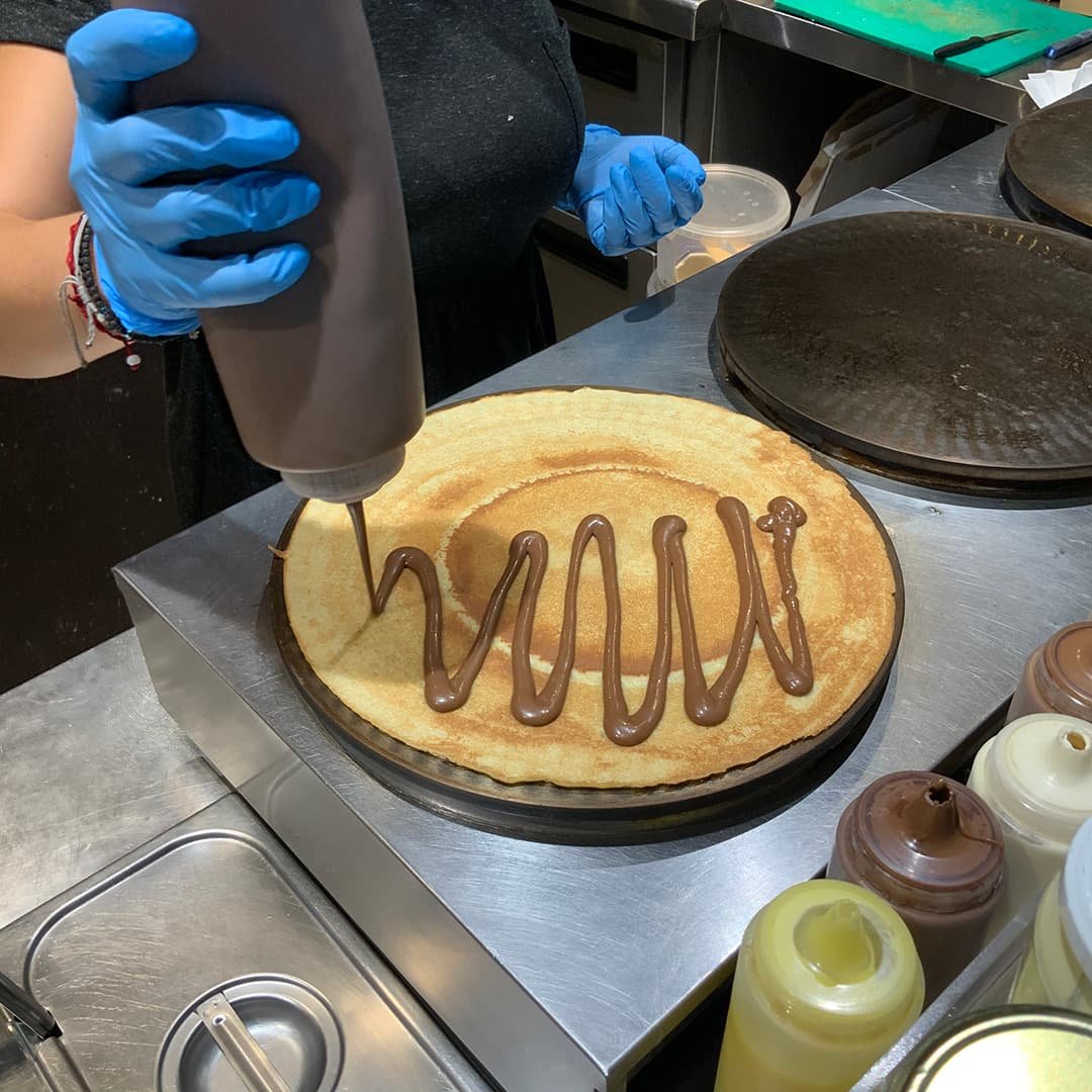 Crêpe with chocolate